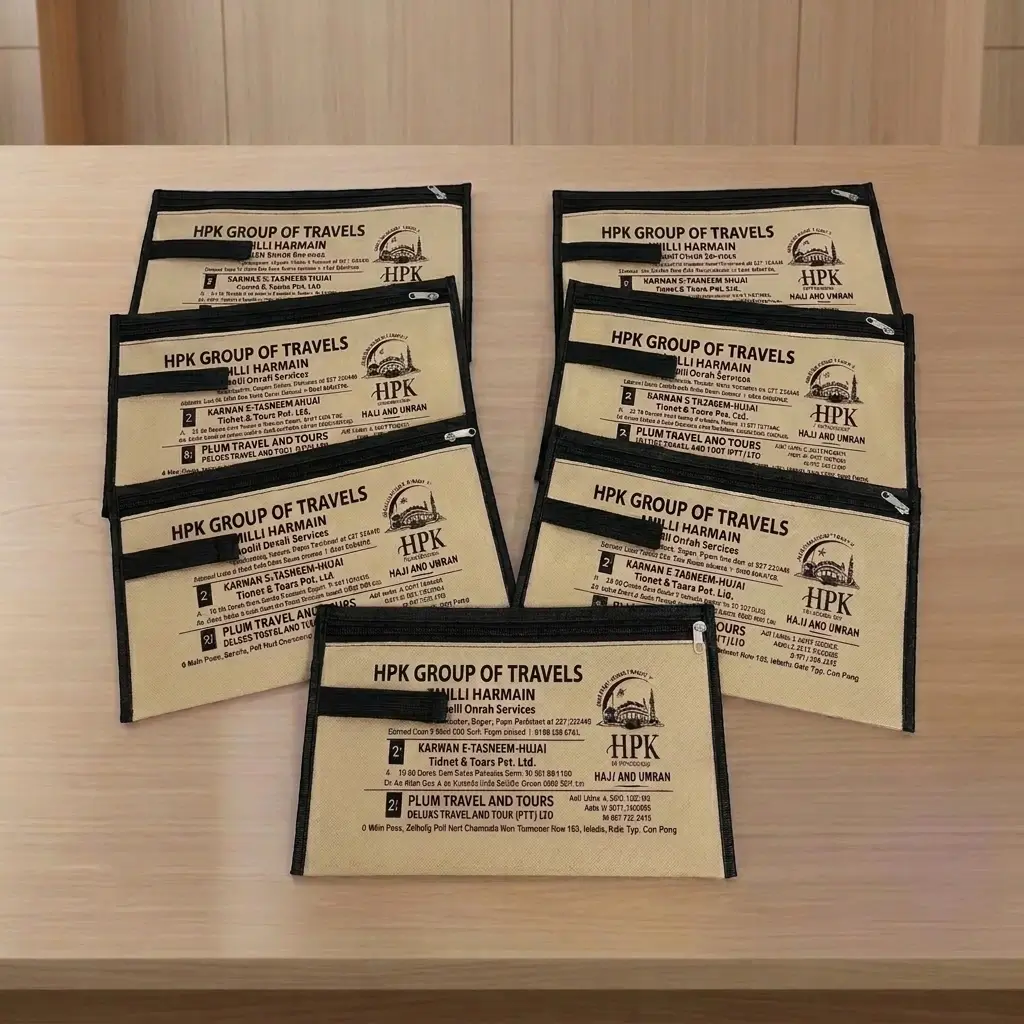 Non-Woven Pouch